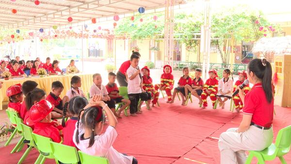 Trường Mầm non II Đình Lập tổ chức Hội thảo “Giáo dục kỹ năng sống và lồng ghép tăng cường Tiếng Việt” năm học 2025 – 2026