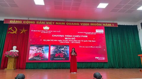 ỦY BAN MTTQ VIỆT NAM XÃ PHỐI HỢP VỚI VIETTEL ĐÌNH LẬP TỔ CHỨC CHIẾU PHIM “MƯA ĐỎ”