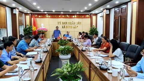 XÃ ĐÌNH LẬP HỌP ĐÁNH GIÁ TÌNH HÌNH TRIỂN KHAI THỰC HIỆN XÂY DỰNG NÔNG THÔN MỚI VÀ CÁC NGHỊ QUYẾT VỀ PHÁT TRIỂN NÔNG, LÂM NGHIỆP