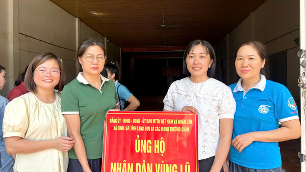 CHƯƠNG TRÌNH HỖ TRỢ NGƯỜI DÂN BỊ ẢNH HƯỞNG BỞI CƠN BÃO SỐ 11 TẠI XÃ TRÀNG ĐỊNH TỈNH LẠNG SƠN