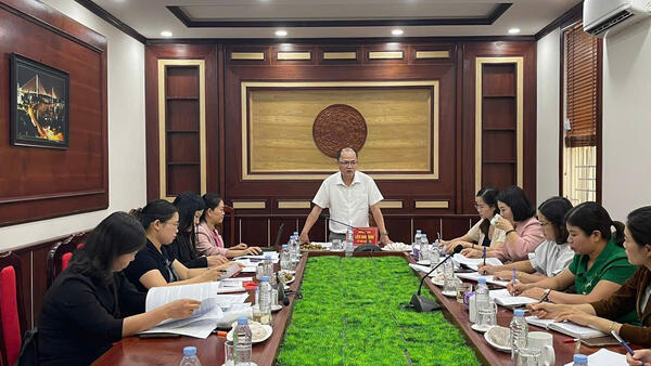 Ban thường vụ Đảng ủy xã Đình Lập tổ chức làm việc với phòng Văn hóa-Xã hội