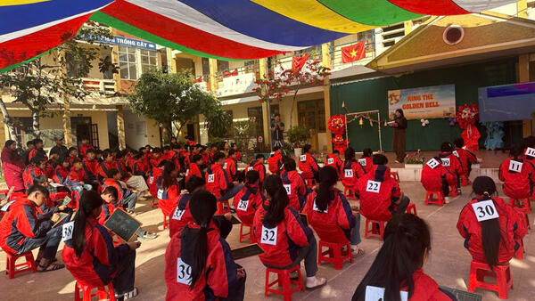 TRƯỜNG THCS II ĐÌNH LẬP TỔ CHỨC NGÀY HỘI TIẾNG ANH VỚI HÌNH THỨC “RUNG CHUÔNG VÀNG"