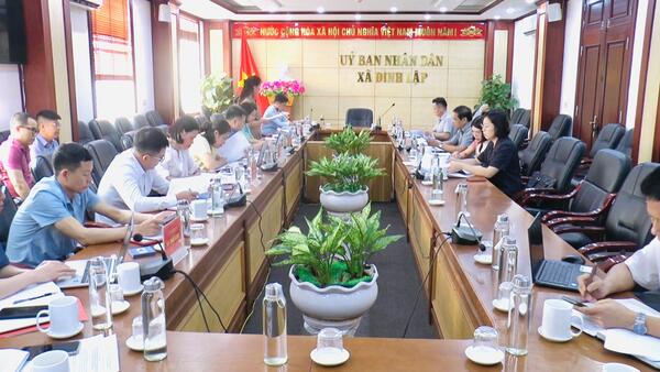 Đoàn công tác của Sở Khoa học và Công nghệ tỉnh Lạng Sơn làm việc với các xã Đình Lập, Châu Sơn, Kiên Mộc, Thái Bình về thực hiện Nghị quyết số 57 của Bộ chính trị