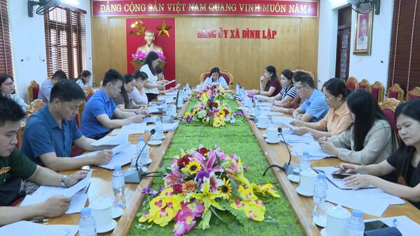 Ban Công tác 35 Đảng ủy xã Đình Lập tổ chức Hội nghị giao ban quý I và triển khai nhiệm vụ quý II năm 2026