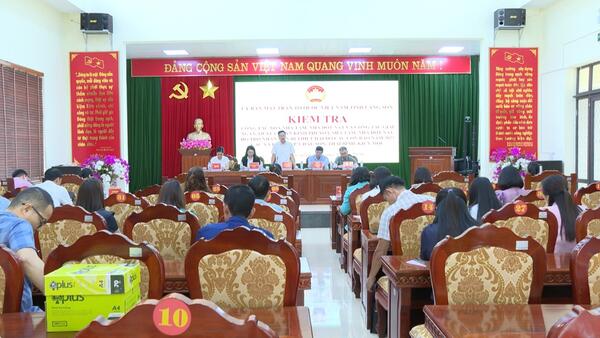 UỶ BAN MTTQ VIỆT NAM TỈNH LẠNG SƠN KIỂM TRA CÔNG TÁC XOÁ NHÀ TẠM NHÀ DỘT NÁT