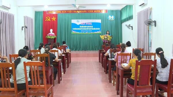 HỘI LHPN XÃ BỒI DƯỠNG CÔNG TÁC HỘI PHỤ NỮ CHO CÁC CHI HỘI THÔN SAU SẮP XẾP, SÁT NHẬP NĂM 2026