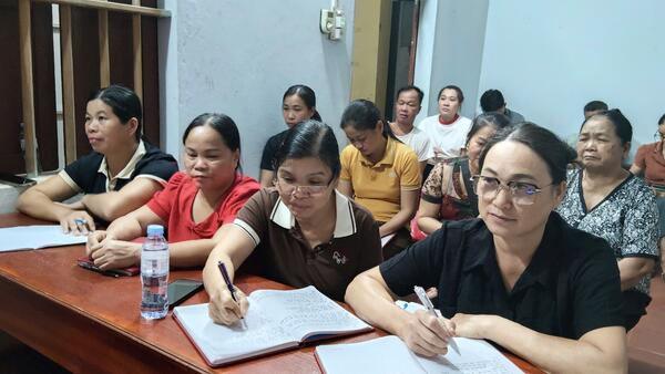 CHI BỘ THÔN HÒA BÌNH 1 TỔ CHỨC HỘI NGHỊ TRIỂN KHAI CÁC NGHỊ QUYẾT HỘI NGHỊ LẦN THỨ BA BCH TRUNG ƯƠNG ĐẢNG KHÓA XIV