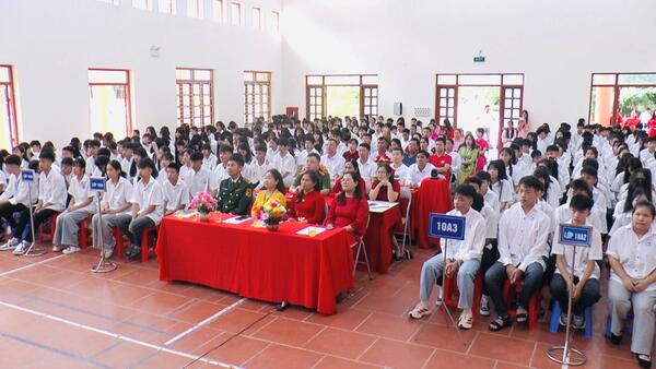 TRƯỜNG THPT ĐÌNH LẬP KHAI GIẢNG NĂM HỌC 2026-2027