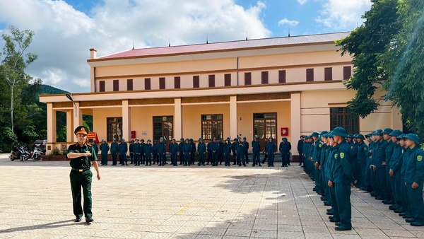 HUẤN LUYỆN DÂN QUÂN SÚNG MÁY PHÒNG KHÔNG 12,7mm NĂM 2026