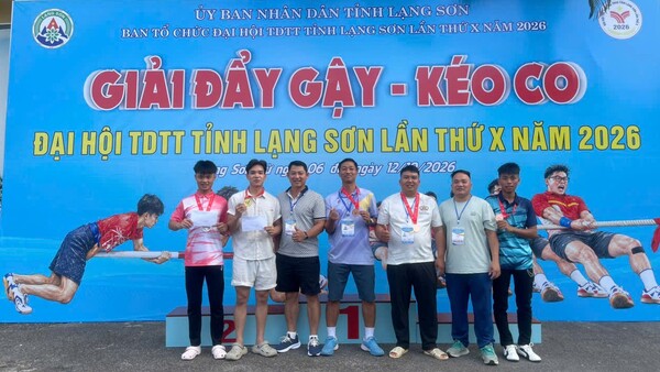 CỤM XÃ ĐÌNH LẬP ĐẠT 01 HUY CHƯƠNG BẠC, 05 HUY CHƯƠNG ĐỒNG TẠI GIẢI ĐIỀN KINH VÀ ĐẨY GẬY ĐẠI HỘI TDTT TỈNH LẠNG SƠN