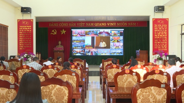 HỘI NGHỊ BÁO CÁO VIÊN TRUNG ƯƠNG THÁNG 10 NĂM 2026 VÀ PHÁT ĐỘNG CUỘC THI TRỰC TUYẾN “TÌM HIỂU VỀ CHUYỂN ĐỔI SỐ QUỐC GIA”