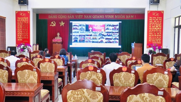 HỘI NGHỊ QUÁN TRIỆT, TẬP HUẤN THỰC HIỆN NHIỆM VỤ XÂY DỰNG CƠ SỞ DỮ LIỆU VỊ TRÍ VIỆC LÀM